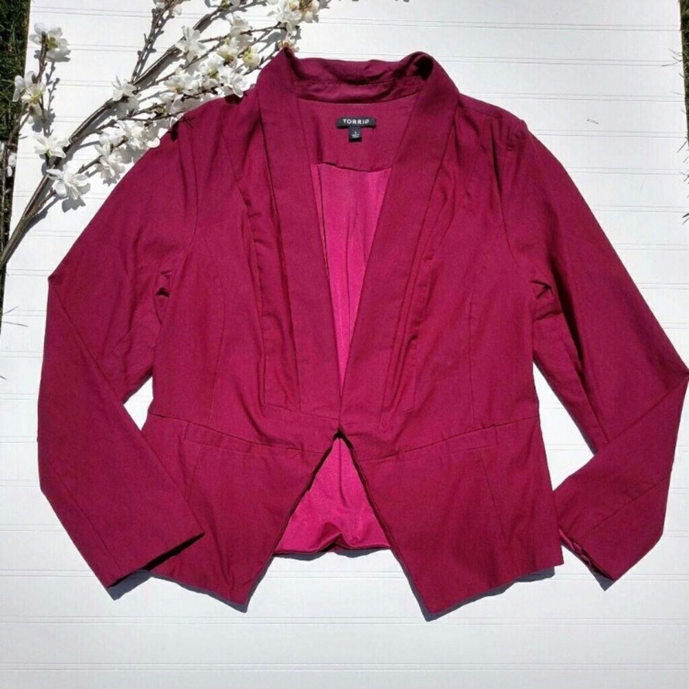 Torrid Size 1 (Size 14/16) Blazer
